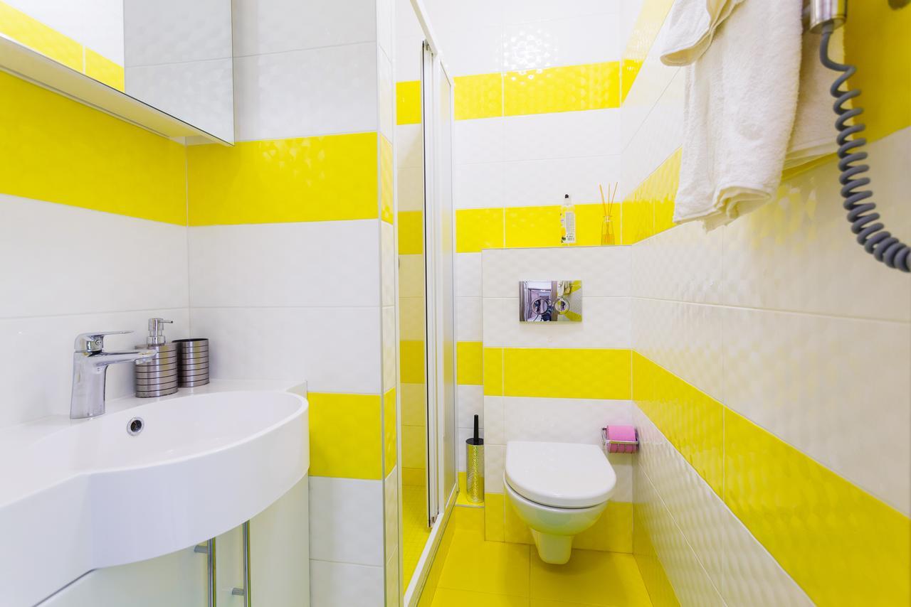 Modern Studio Apartments Kiev Dış mekan fotoğraf